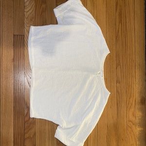 Flowy white short sleeved shirt!